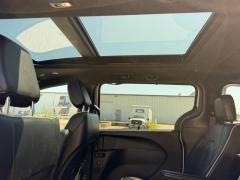 Used 2025  Chrysler Pacifica Limited FWD at Dime Down by Frank Leta near Bridgeton&comma; MO