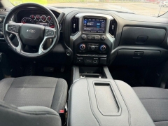 Used 2021  Chevrolet Silverado 1500 4WD Crew Cab 147" RST at Dime Down by Frank Leta near Bridgeton&comma; MO