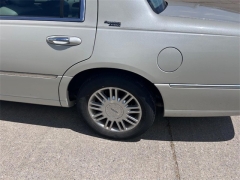 Used 2006 Lincoln Town Car 4d Sedan Signature Limited at Dime Down by Frank Leta near Bridgeton, MO