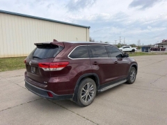 Used 2019  Toyota Highlander XLE V6 FWD &lpar;Natl&rpar; at Dime Down by Frank Leta near Bridgeton&comma; MO
