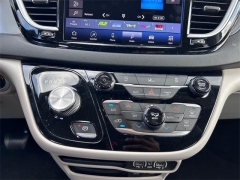 Used 2022 Chrysler Pacifica Touring L FWD at Dime Down by Frank Leta near Bridgeton, MO