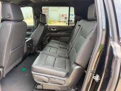 Used 2023  Chevrolet Suburban 4WD 4dr LT at Dime Down by Frank Leta near Bridgeton&comma; MO
