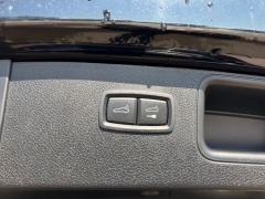 Used 2022  Porsche Macan AWD at Dime Down by Frank Leta near Bridgeton&comma; MO