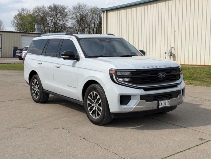 Used 2025 Ford Expedition Platinum 4x4 at Frank Leta Buick GMC near Cape Girardeau, MO