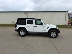 Used 2019  Jeep Wrangler Unlimited Sport S 4x4 at Dime Down by Frank Leta near Bridgeton&comma; MO