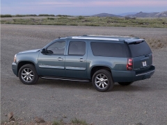  2011 GMC Yukon XL 1500 SUV 4WD Denali at Dime Down by Frank Leta near Bridgeton&comma; MO