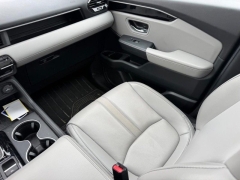 Used 2025  Honda Pilot Touring AWD at Dime Down by Frank Leta near Bridgeton&comma; MO