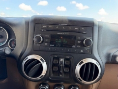 Used 2012  Jeep Wrangler Unlimited 4WD 4dr Rubicon at Dime Down by Frank Leta near Bridgeton&comma; MO