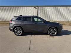 Used 2019  Jeep Cherokee 4d SUV 4WD Overland 3&period;2L at Dime Down by Frank Leta near Bridgeton&comma; MO