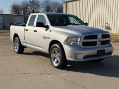  2018 Ram 1500 Express 4x4 Quad Cab 6'4