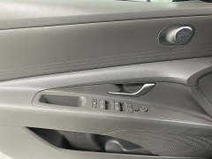 Used 2025  Hyundai Elantra SE IVT at Ideal Cars Llc near Mesa&comma; AZ