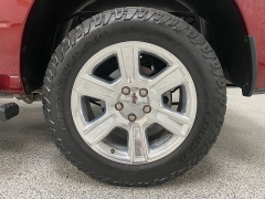 Used 2018  Ram 1500 2WD Crew Cab Lone Star at Ideal Cars Llc near Mesa&comma; AZ