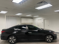 Used 2021 Nissan Altima 2.5 SV Sedan at Ideal Cars Llc near Mesa, AZ