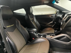 Used 2016  Hyundai Veloster 3d Coupe Auto at Ideal Cars Llc near Mesa&comma; AZ