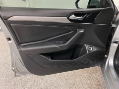 Used 2020  Volkswagen Jetta S Auto w&sol;ULEV at Ideal Cars Llc near Mesa&comma; AZ