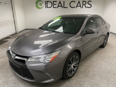  2017 Toyota Camry 4d Sedan XLE at Ideal Cars Llc near Mesa&comma; AZ