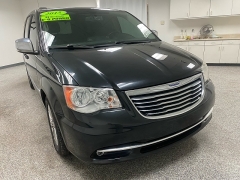 Used 2015  Chrysler Town & Country 4d Wagon Touring L at Ideal Cars Llc near Mesa, AZ