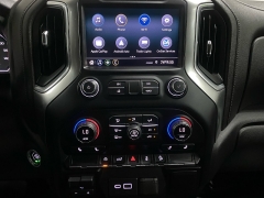 Used 2020  Chevrolet Silverado 1500 4WD Crew Cab LT at Ideal Cars Llc near Mesa&comma; AZ