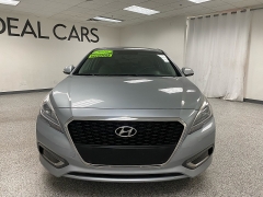 Used 2016 Hyundai Sonata Hybrid 4d Sedan SE at Ideal Cars Llc near Mesa, AZ