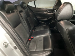 Used 2018  Nissan Maxima 4d Sedan SV at Ideal Cars Llc near Mesa&comma; AZ