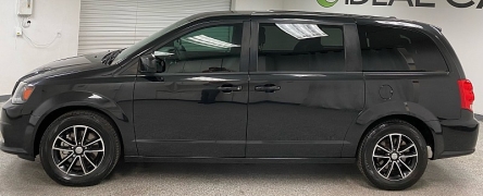 Used 2018  Dodge Grand Caravan 4d Wagon SE Plus at Ideal Cars Llc near Mesa&comma; AZ