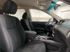 Used 2015  Nissan Pathfinder 4d SUV 4WD SV at Ideal Cars Llc near Mesa&comma; AZ