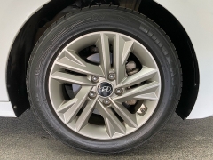 Used 2020  Hyundai Elantra 4d Sedan SEL at Ideal Cars Llc near Mesa&comma; AZ