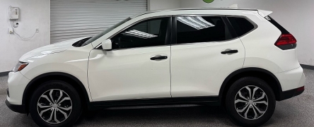 Used 2017  Nissan Rogue 4d SUV FWD S at Ideal Cars Llc near Mesa&comma; AZ