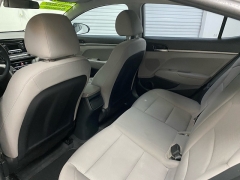 Used 2017  Hyundai Elantra 4d Sedan SE Auto at Ideal Cars Llc near Mesa, AZ