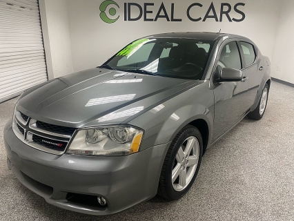 2013 Dodge Avenger SXT's photo
