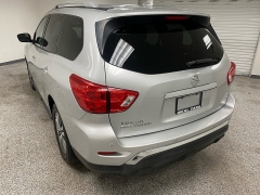 Used 2020  Nissan Pathfinder 4d SUV FWD SV at Ideal Cars Llc near Mesa&comma; AZ
