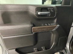 Used 2021  Chevrolet Silverado 1500 4WD Crew Cab 147" LT at Ideal Cars Llc near Mesa&comma; AZ