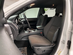 Used 2020  Jeep Grand Cherokee 4d SUV 2WD Laredo at Ideal Cars Llc near Mesa&comma; AZ