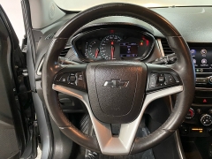 Used 2020 Chevrolet Trax 4d SUV FWD LT at Ideal Cars Llc near Mesa, AZ