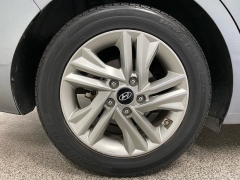 Used 2019  Hyundai Elantra 4d Sedan Value at Ideal Cars Llc near Mesa&comma; AZ