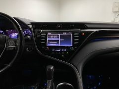Used 2019  Toyota Camry 4d Sedan XLE at Ideal Cars Llc near Mesa&comma; AZ