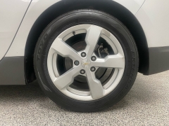 Used 2014  Chevrolet Volt 4d Hatchback Premium at Ideal Cars Llc near Mesa, AZ