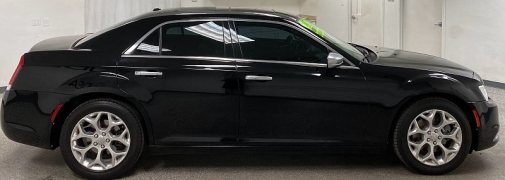 Used 2017  Chrysler 300C 4d Sedan AWD Platinum at Ideal Cars Llc near Mesa&comma; AZ