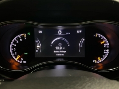 Used 2021  Jeep Grand Cherokee Laredo E 4x2 at Ideal Cars Llc near Mesa&comma; AZ