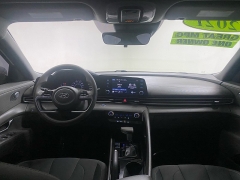 Used 2021  Hyundai Elantra SEL IVT at Ideal Cars Llc near Mesa&comma; AZ