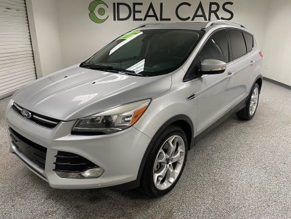 2016 Ford Escape Titanium's photo