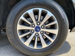 Used 2017  Ford Expedition 4d SUV 4WD XLT at Ideal Cars Llc near Mesa&comma; AZ
