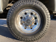 Used 2004  Ford Super Duty F-350 4WD Crew Cab XLT SRW Longbed at Ideal Cars Llc near Mesa&comma; AZ