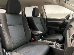 Used 2016 Mitsubishi Outlander 4d SUV FWD ES at Ideal Cars Llc near Mesa, AZ