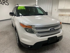 Used 2013  Ford Explorer 4d SUV 4WD XLT at Ideal Cars Llc near Mesa&comma; AZ