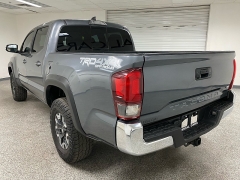 Used 2018  Toyota Tacoma 4WD Double Cab TRD Off-Road Auto at Ideal Cars Llc near Mesa&comma; AZ
