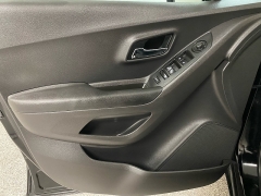 Used 2020  Chevrolet Trax 4d SUV FWD LS at Ideal Cars Llc near Mesa&comma; AZ