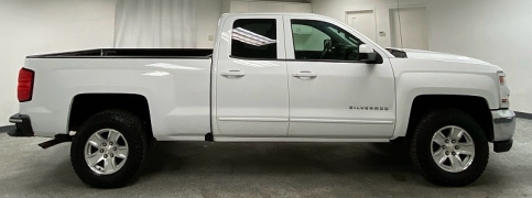 Used 2018  Chevrolet Silverado 1500 2WD Double Cab LT at Ideal Cars Llc near Mesa&comma; AZ