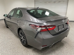 Used 2022  Toyota Camry SE Auto at Ideal Cars Llc near Mesa&comma; AZ