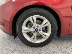 Used 2014 Ford Focus 4d Hatchback SE at Ideal Cars Llc near Mesa, AZ